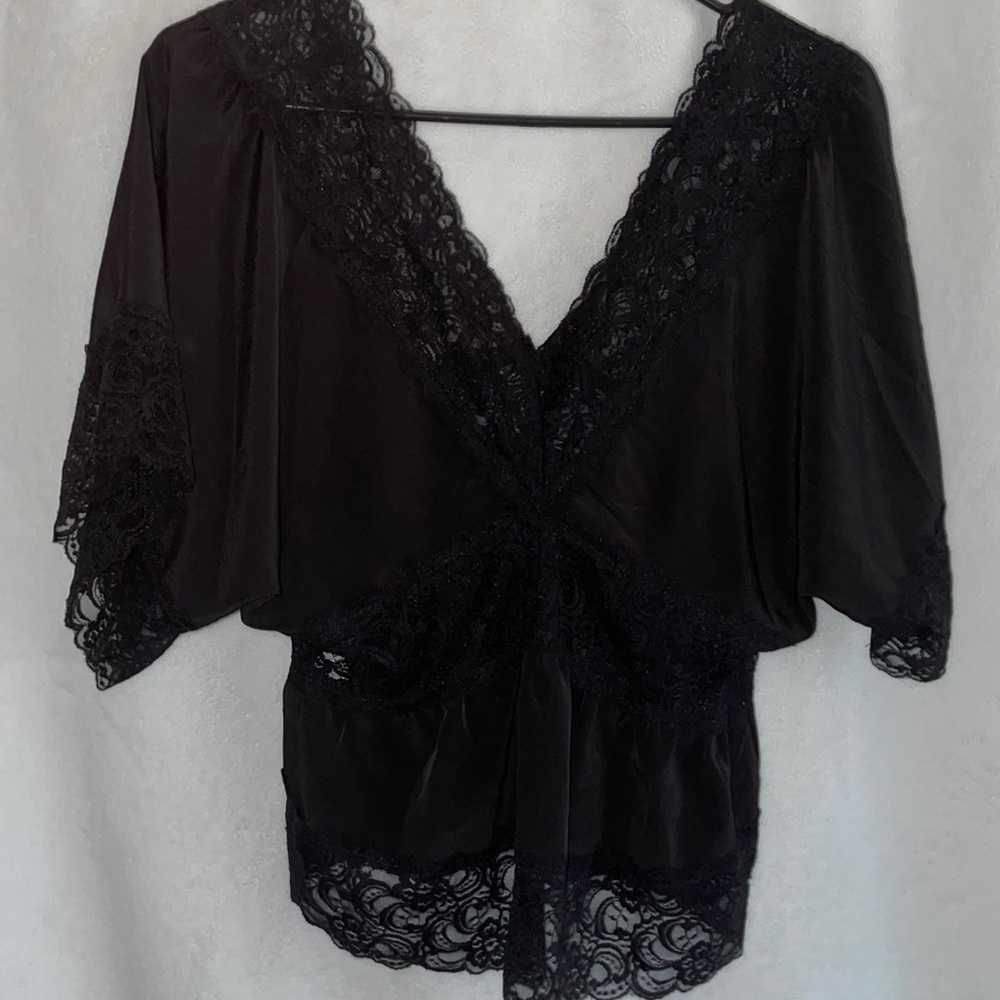 Black blouse by Papermoon